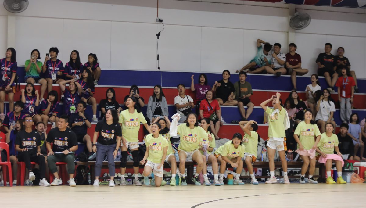 (已签发)柔:**封面**全国U17篮赛丨柔男队巨大分差夺季军 女队微差错失蝉联季军