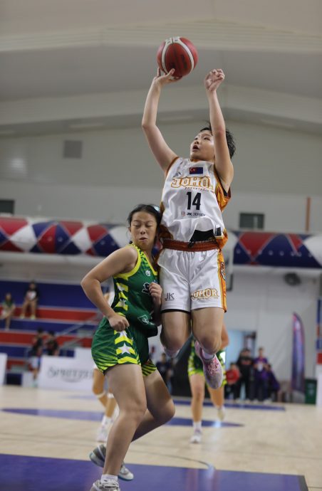 (已签发)柔:**封面**全国U17篮赛丨柔男队巨大分差夺季军 女队微差错失蝉联季军