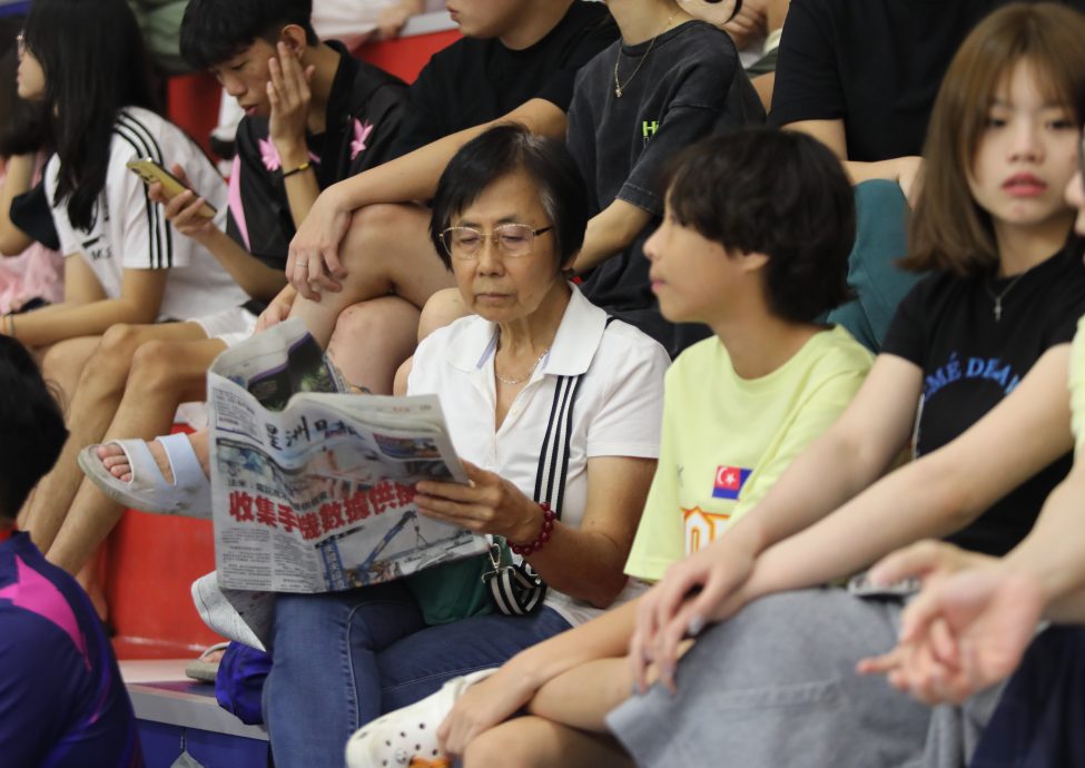 (已签发)柔:**封面**全国U17篮赛丨柔男队巨大分差夺季军 女队微差错失蝉联季军