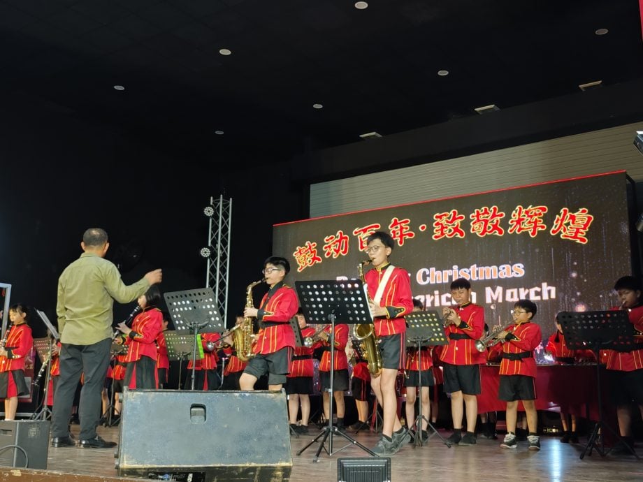 笨珍大同学校百年校庆   筹500万成功达标