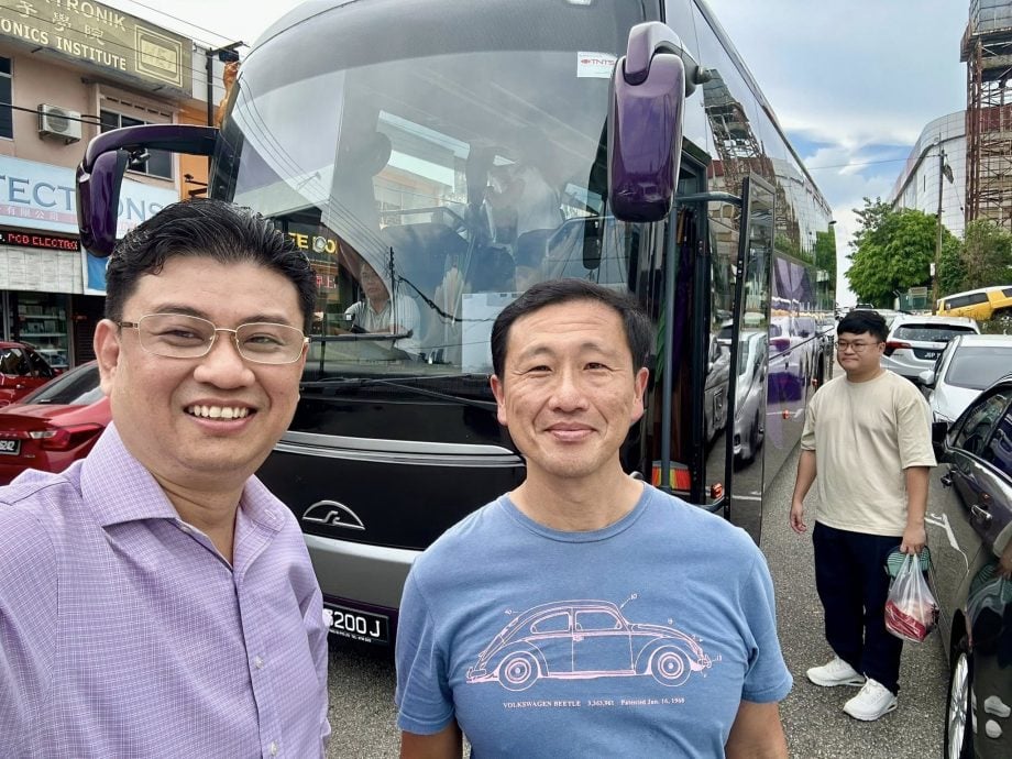 (已签发)柔:**显刊**接待来访狮城卫长王乙康 曾笳恩盼刺激新山经济