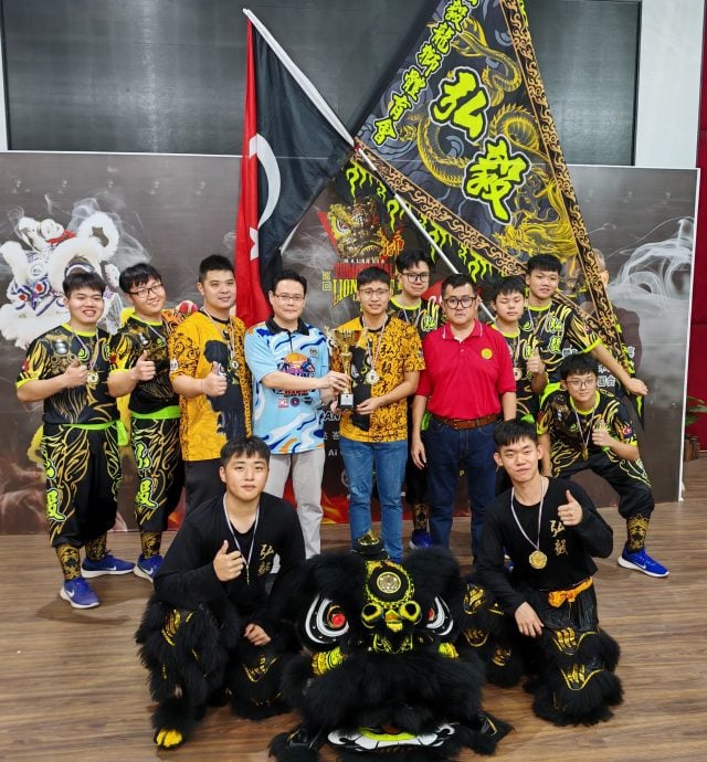 (已签发)柔:柔传统南狮赛第一站,峇弘毅龙狮体育会夺冠