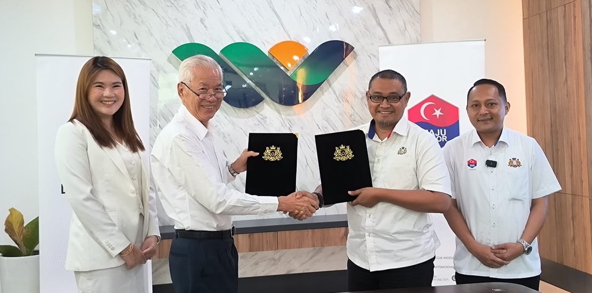 (已签发)柔:**版三头**政企产学融合吸纳人才 巴士车身制造业月薪4000起