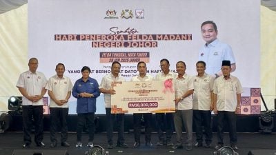 柔1%垦殖民未获地契   大臣：2个月内解决