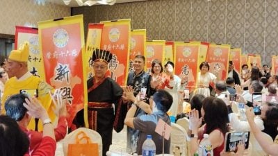 汉服亮相宣旨场   麻广肇会庆弘扬文化新风貌