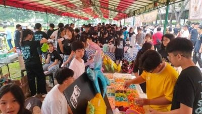 麻坡中化113週年校慶慈善市   籌獲50萬教育基金