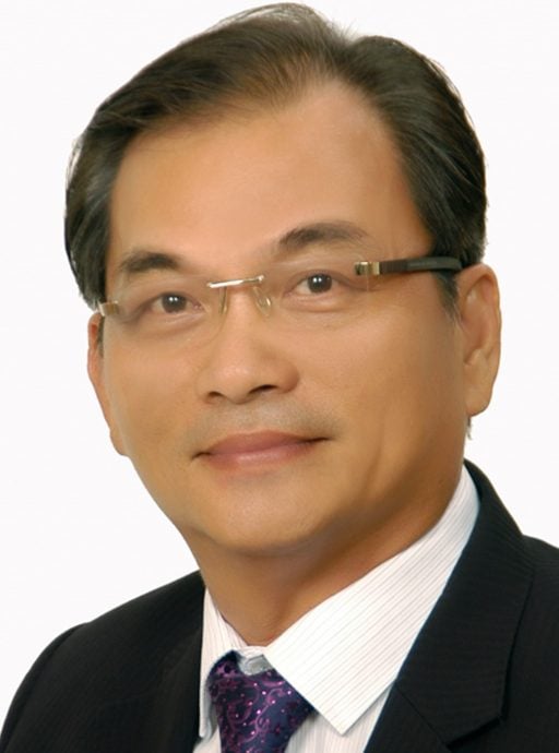 (已签发)柔:**版头**麻坡中化中学董事会复选 徐景贤连任董事长