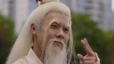 《带剑女孩》玩穿越造型多变 许瑞奇演古人被难倒