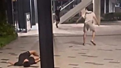 疑吸食“丧尸烟弹”  4青少年举止怪