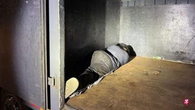 马男图藏身罗里离境 狮城关卡人员识破逮捕