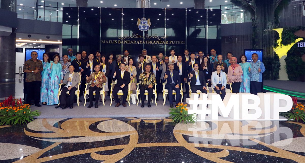 （已签发）柔：美迪尼日经论坛结束   800人沉浸式游柔新经济特区