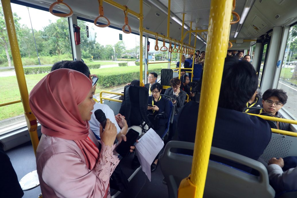 （已签发）柔：美迪尼日经论坛结束   800人沉浸式游柔新经济特区