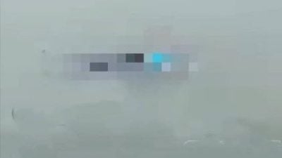 麻河惊现浮尸 身份暂不明