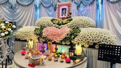 毙命家中女副校长   遗体火化今日出殡