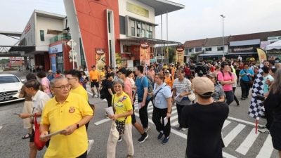 灵旧区“发现老街.城市寻宝”  500民众漫游重温旧时光　