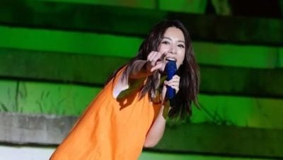 S.H.E高雄惊喜大合体 田馥甄感性告白逼哭Selina