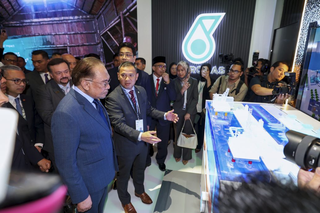 (请再签发取代网文)安华:保护主义民族主义抬头 世界迈向后全球化时代