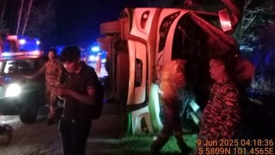 学巴凌晨返校出车祸 15名UPSI大学生罹难