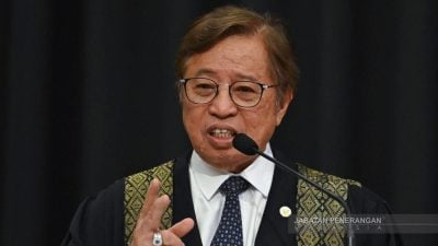 阿邦佐促医学界推动AI医疗平等化 . 科技不应仅惠及少数人