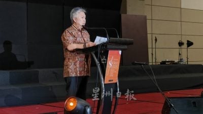 史诺丹：砂耗资将近3亿  演艺中心或明年杪完工