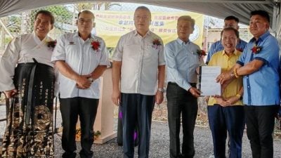 蔡文铎：拨地给钱津贴华小 砂政府重视华社诉求