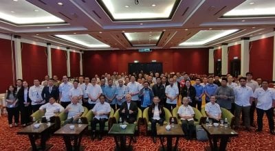 登雅促政府机构协调合作 . 确保各计划 符地方需求