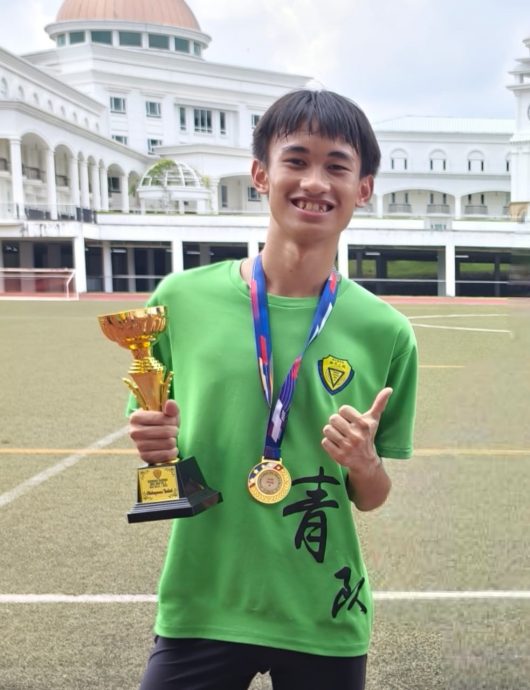 NS年轻人（主文）：振中二校运动会 奋勇争先 青春飞扬