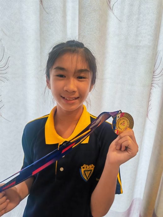 NS年轻人（主文）：振中二校运动会 奋勇争先 青春飞扬