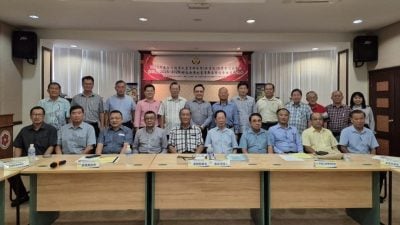 无视多源流校语言特性.砂董总反对统一国文课本