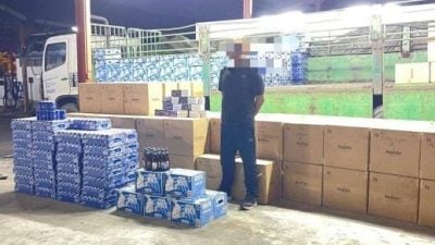水警展开獠牙行动奏公.起獲逾505万走私烟酒