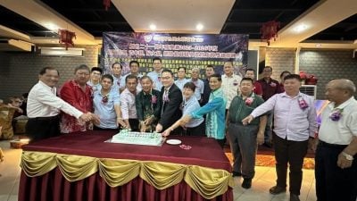 张庆信：社区发展不能单靠政府 . 需要官民齐心通力合