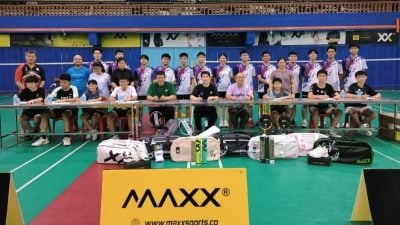 MAXXSPORTS Pro-Wira联手赞助 . 8羽球员获1年训练配备