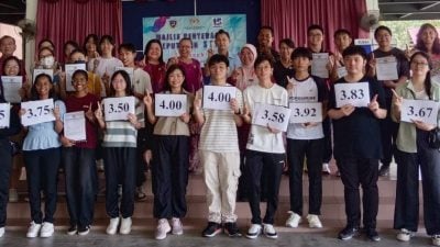STPM放榜| 万中100%及格率2满分  校长：选科考量工作出路