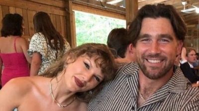 泰莱与男友出席亲友婚礼 邀请卡曝光暗示已秘婚？