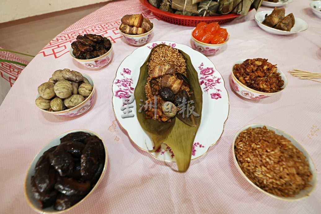森福建会馆　芙东天宫庆端午| 去年学裹粽 今年当师傅，文化传承不“粽”断
