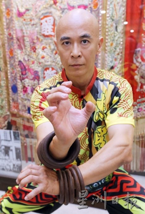 关德兴师傅120周年诞辰举办“中华武术舞狮盛典”
