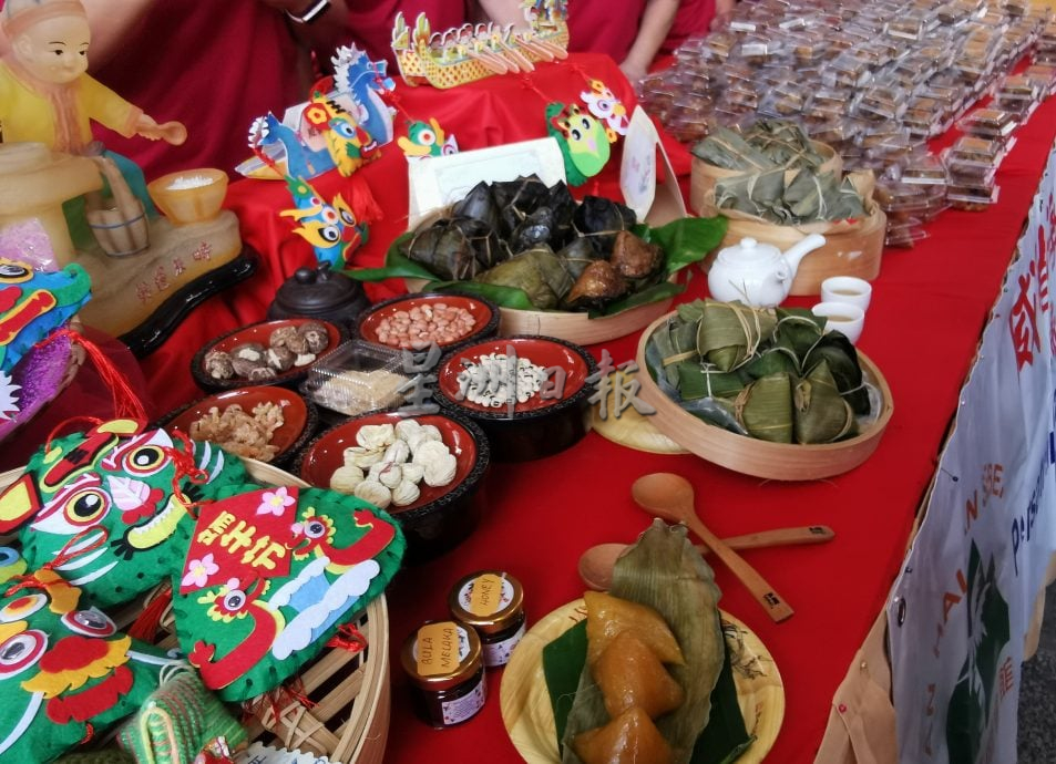 (大北马)威省五大乡团妇女组“2025年乙已年端午节粽子品尝会”，2130个各籍贯粽子15分钟内派完