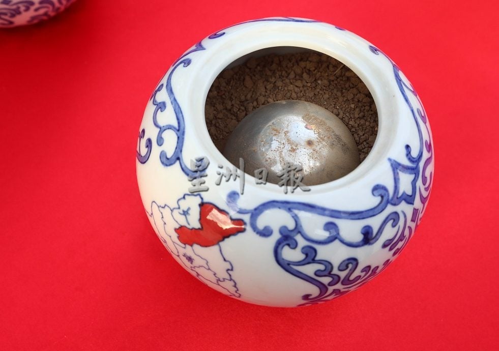 大埔乡土与水千里送来埋茶阳会馆总坟