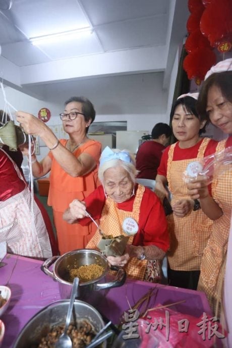 东（已签发）：关丹华人协会“尽情包粽”比赛