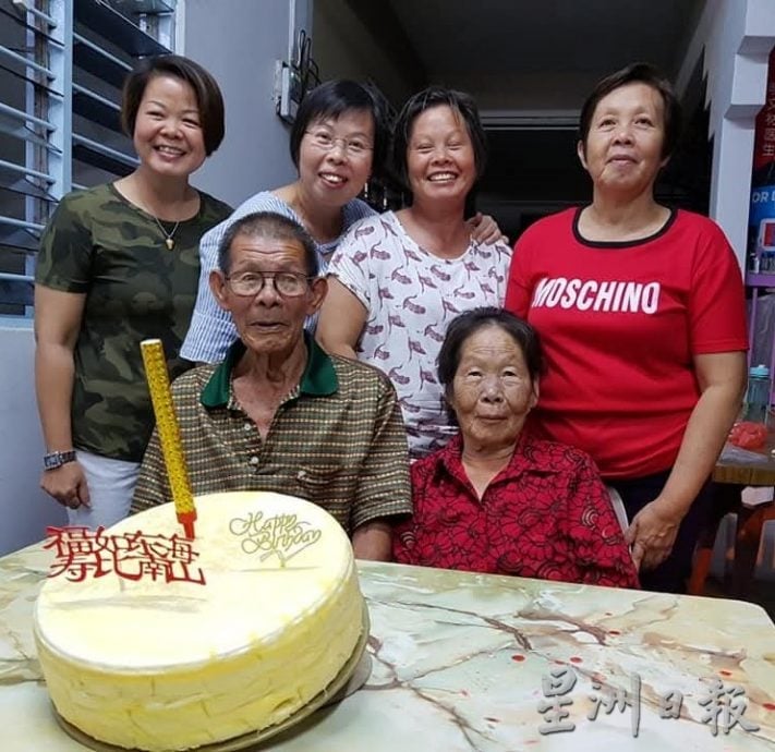 家好热闹︱:3日见报/封底主文/郭氏百人之家 愿拍上一张完整“全家福”