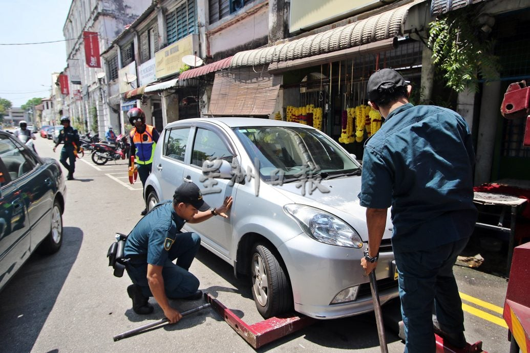 封面主文(大北马)槟5个路段停车禁等候昨日开始执法