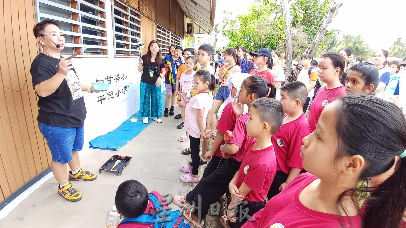 （大北马）117名参与者聚集平民华文小学共同见证“稻米丰收季校园壁画彩绘”