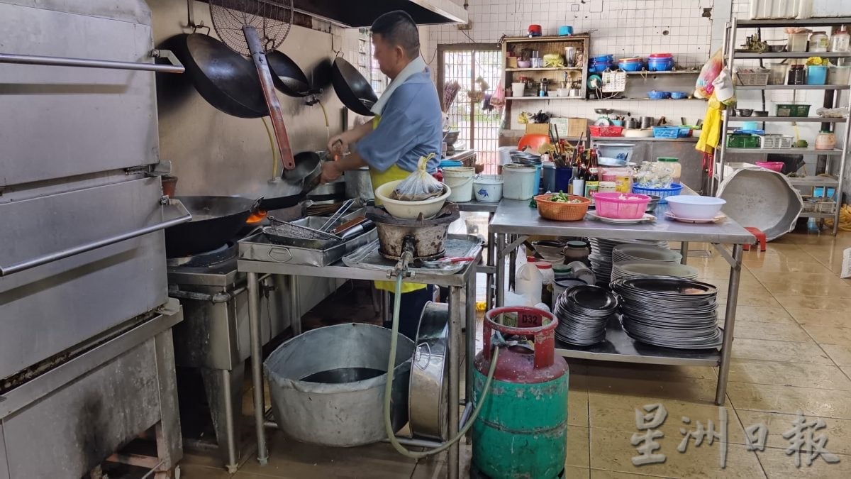 煤气桶风波︱内贸局严打行动引金宝业者忧心