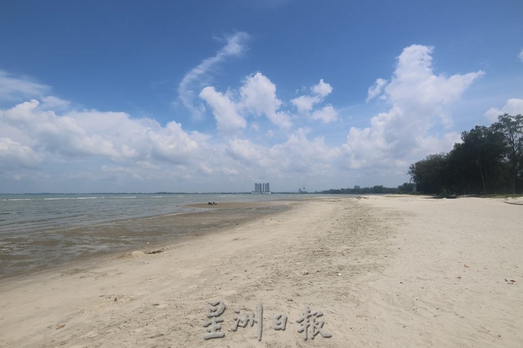 东::连假效应带动旅游热潮,关丹美景美食吸客,游客呼吁维持餐饮亲民价格。