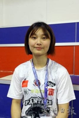 **已签发*柔:全国U17篮赛〡特稿:激战连连 42裁判确保赛事公平进行