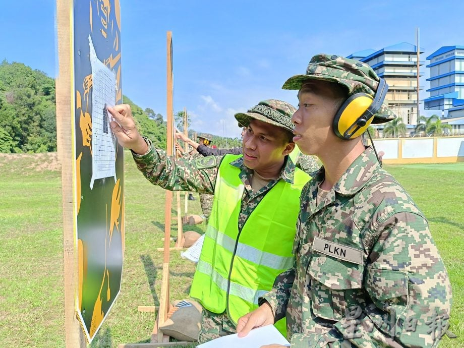 全：已签发／国民服务计划3.0 学员M16莱福枪训练