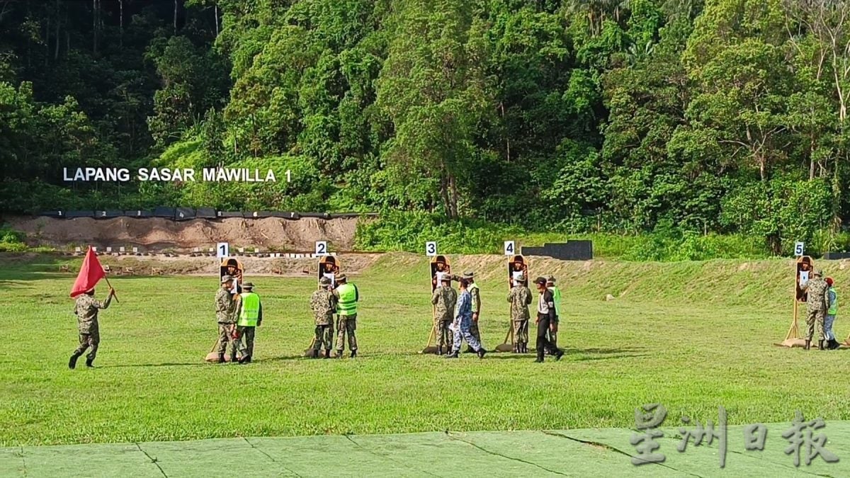 东:(已签发)初尝实弹射击 国民服务学员收获非凡体验