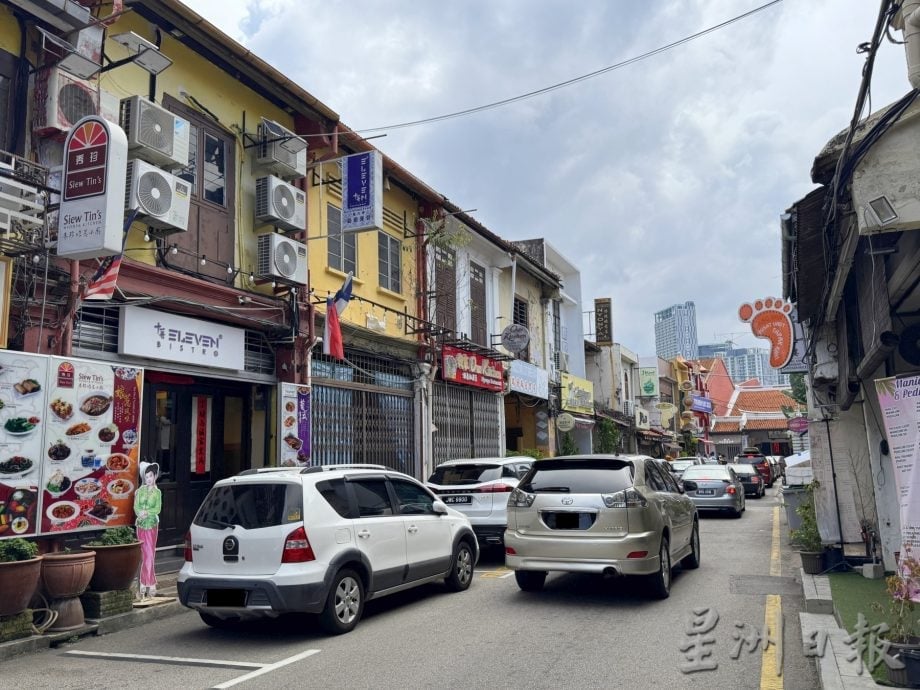 (古城封底主文)《用眼睛去旅游》:海山街