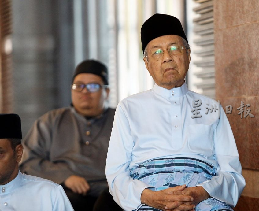 请再签发上网/安华：促成和平共识 “大马愿协助柬泰展开边界谈判”