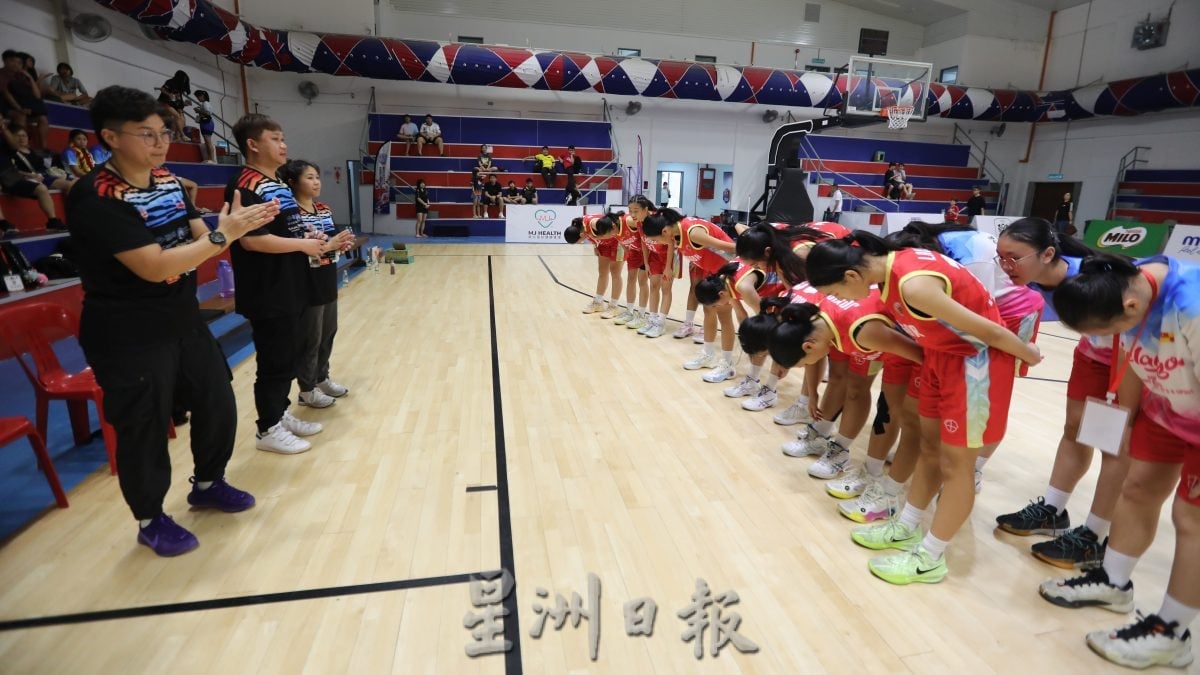 全国U17篮球赛丨全国赛场上场下瞬间   汗水与信念的青春纪念章